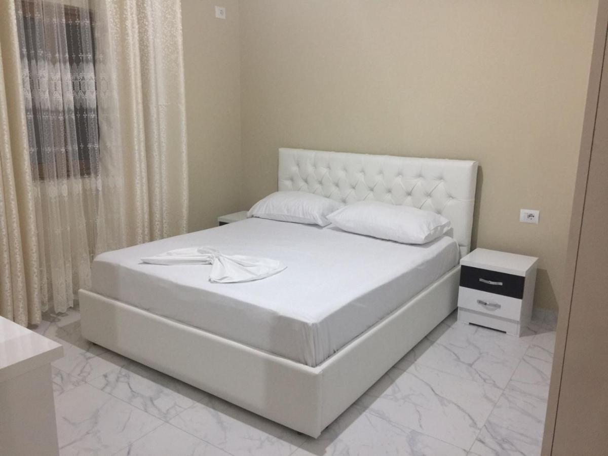 Apartment Ermona Resuli Ksamil Buitenkant foto